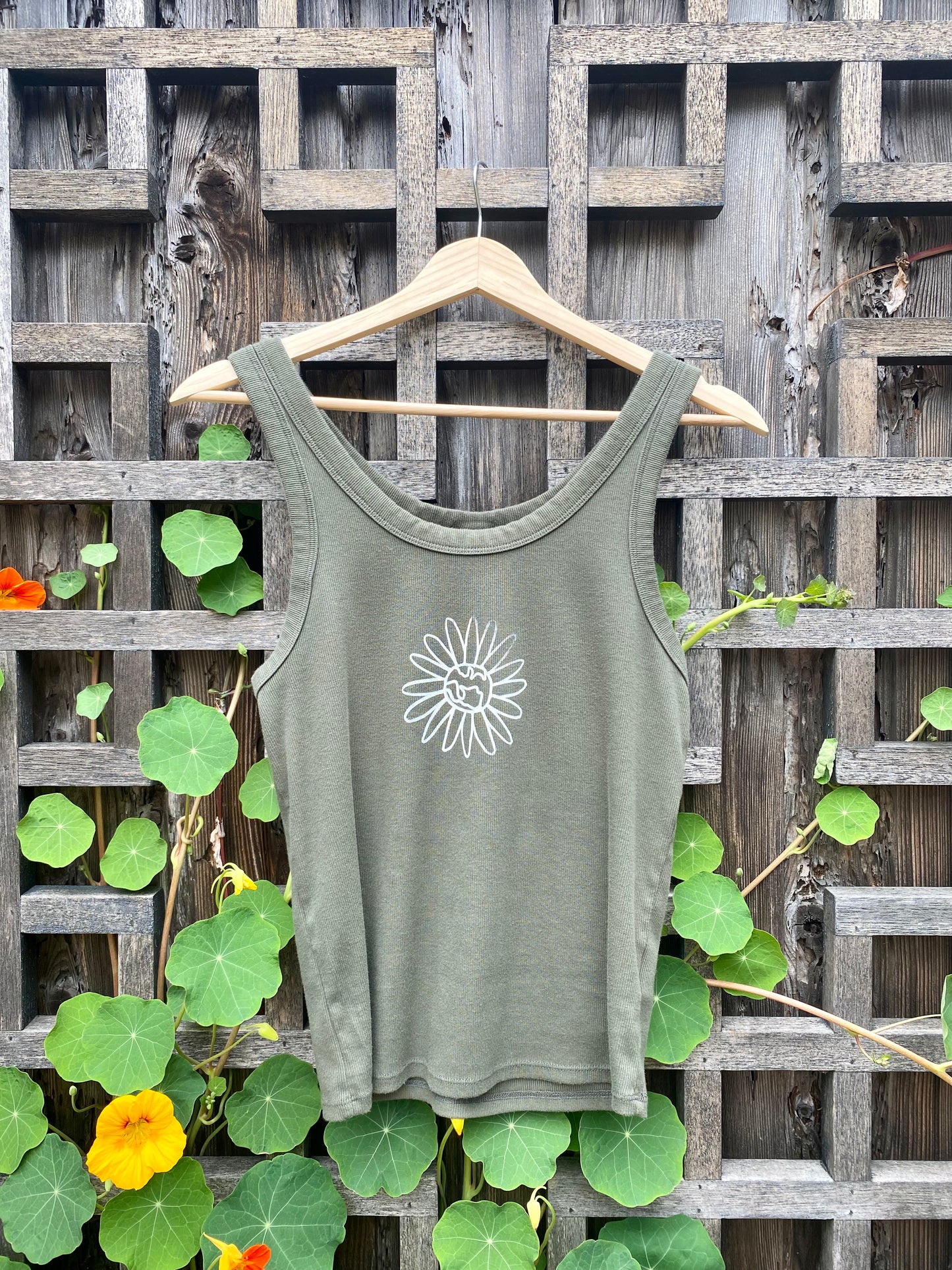 Earth Flower Tank